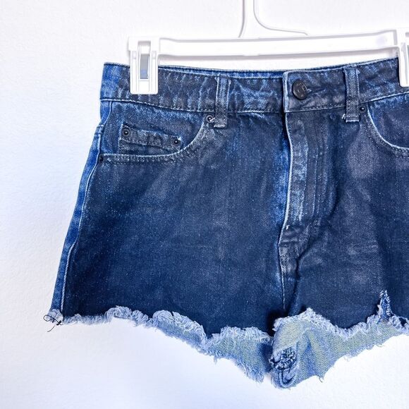 Urban Outfitters BDG Women's 100% Cotton High Rise Bree Cheeky Denim Shorts size - Picture 2 of 3